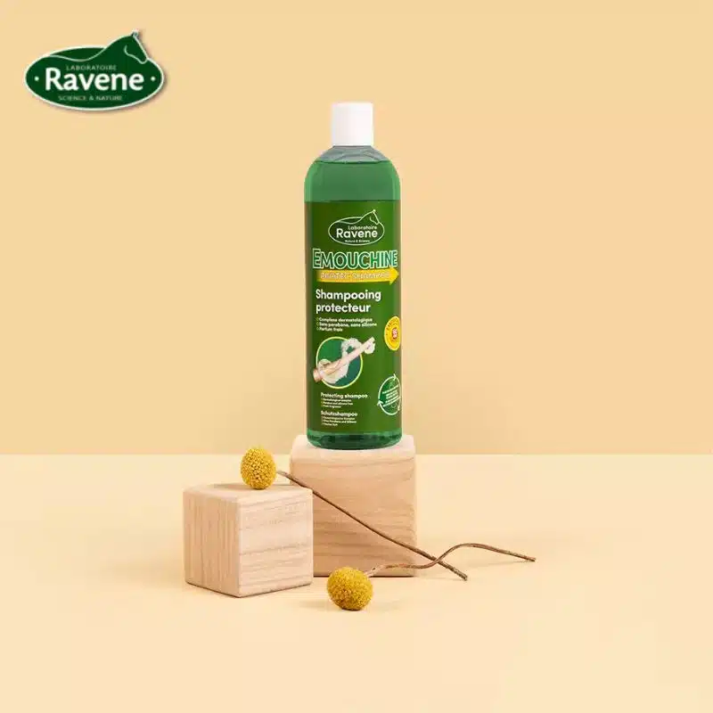Emouchine Protec Shampoo Ravene 500ml shampooing anti-mouches pour cheval