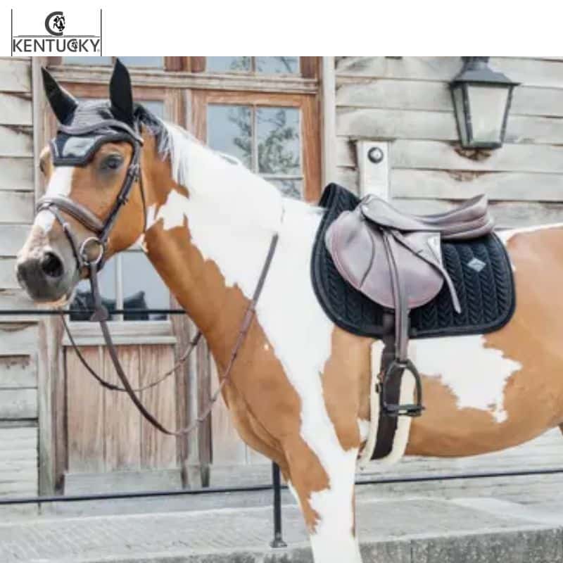 Tapis de selle Velvet Pearls Jumping noir KENTUCKY Sellerie Equinoxe