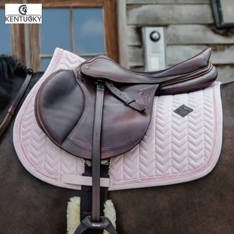 Tapis de selle Velvet Pearls Jumping Rose KENTUCKY Equinoxe-Shop