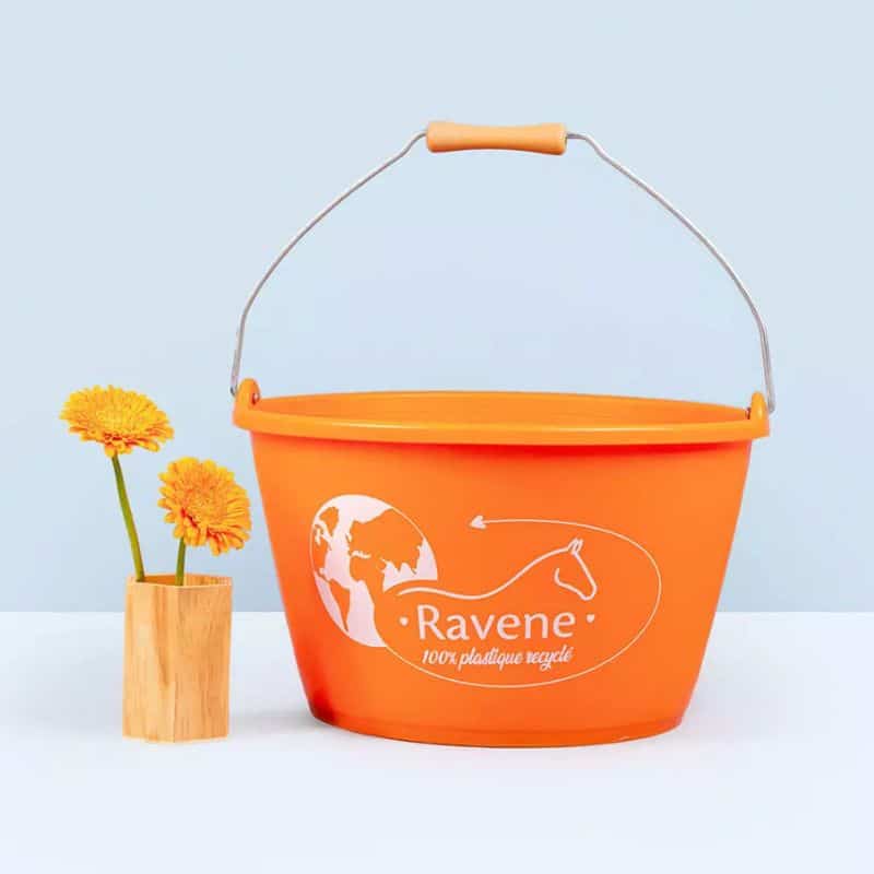 RAVENE Seau d'écurie en plastique recyclé Orange Sellerie Equinoxe Fuveau