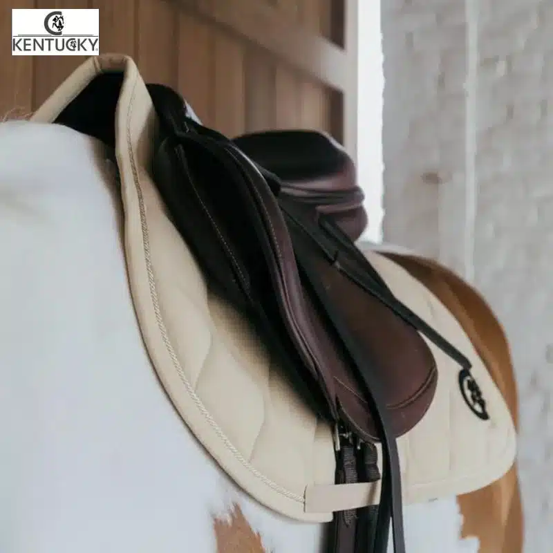 Tapis Wave 3D Logo Jumping beige cheval Kentucky Sellerie Equinoxe-Shop