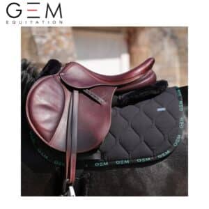 Tapis d équitation New Love noir vert GEM SS 2025 by Sellerie Equinoxe Shop Fuveau Tapis d équitation New Love noir vert GEM SS 2025 by Sellerie Equinoxe Shop Fuveau