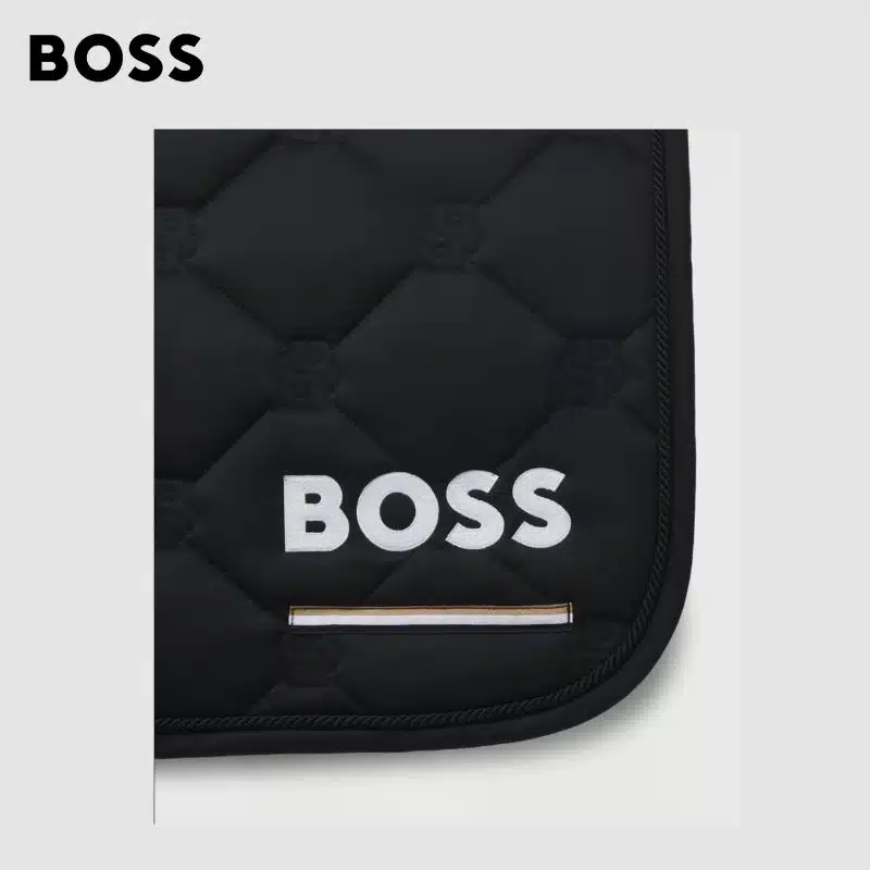 Tapis de selle TAPE PUMICE NOIR LOGO BLANC Hugo Boss Equestrian SS26 Sellerie Equinoxe Shop Fuveau