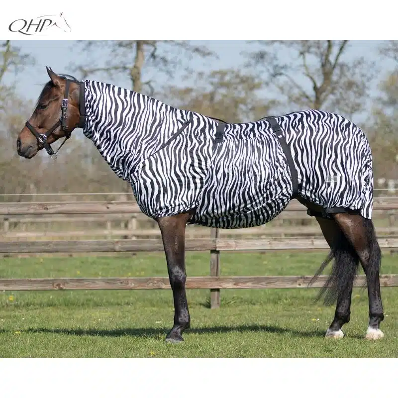 Couverture anti eczéma zèbre QHP 6060 Sellerie Equinoxe Shop Fuveau