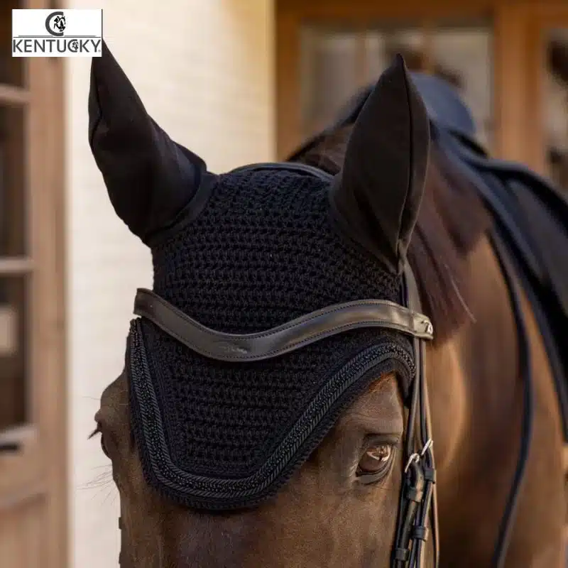 Bonnet anti-mouches Wellington Velvet Mini Pearls Jumping 42752 42753 noir Kentucky Sellerie Equinoxe Shop Fuveau Bonnet anti-mouches Wellington Velvet Mini Pearls Jumping 42752 42753 noir Kentucky Sellerie Equinoxe Shop Fuveau