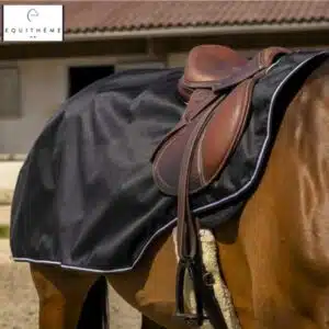 Couvre reins TYREX imperméable polaire 600D cheval noir EQUITHÈME 400559 Sellerie Equinoxe Shop Fuveau