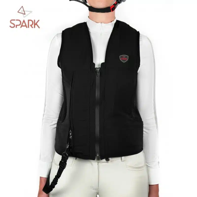 Gilet Airbag d'équitation Manege 250205 250204 SPARK by Sellerie Equinoxe Shop Fuveau Gilet Airbag d'équitation Manege 250205 250204 SPARK by Sellerie Equinoxe Shop Fuveau
