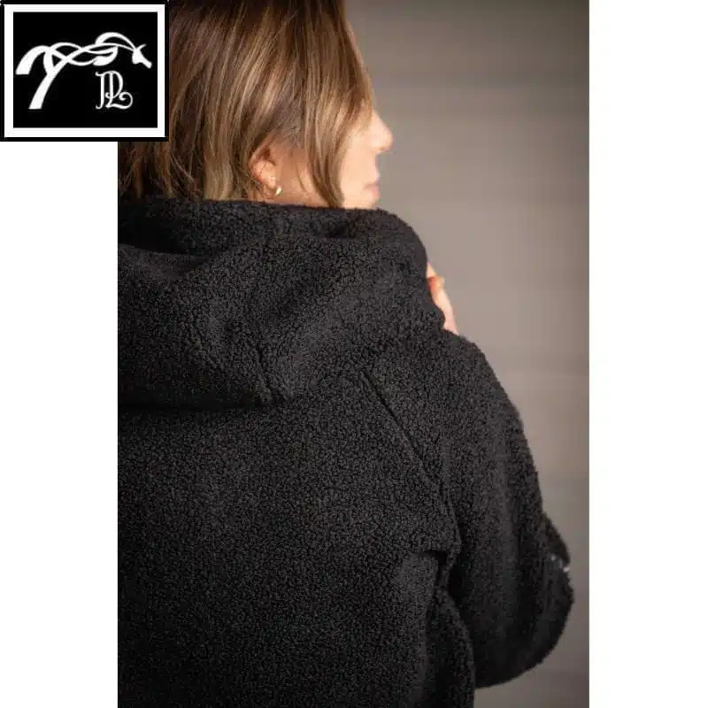 Sweat d'équitation à capuche Miwi noir 963346 PENELOPE COLLECTION AW25 SELLERIE EQUINOXE SHOP FUVEAU Sweat d'équitation à capuche Miwi noir 963346 PENELOPE COLLECTION AW25 SELLERIE EQUINOXE SHOP FUVEAU