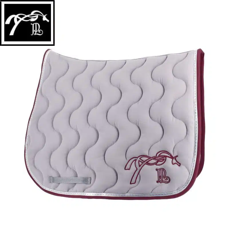 Tapis classique Pénélope gris clair bordeaux Sellerie Equinoxe Shop Fuveau