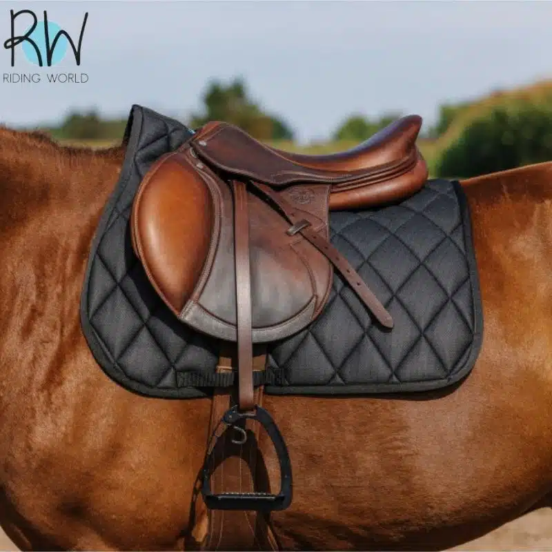 Tapis d'équitation School noir RIDING WORLD Sellerie Equinoxe Shop Fuveau