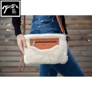 Poche avant zippée Pochette Emilie Poche avant zippée avec logo Pénélope embossé