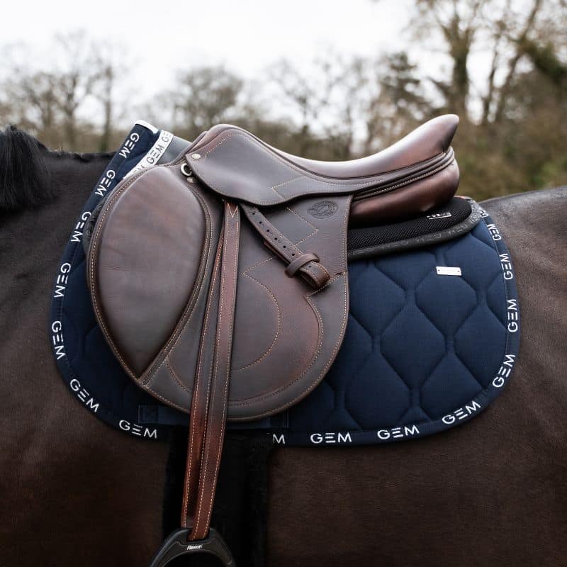 Tapis De Selle Challenger Gel Antichoc - Marron - Universel Cheval Anglais - Taille 23x21 Pouces