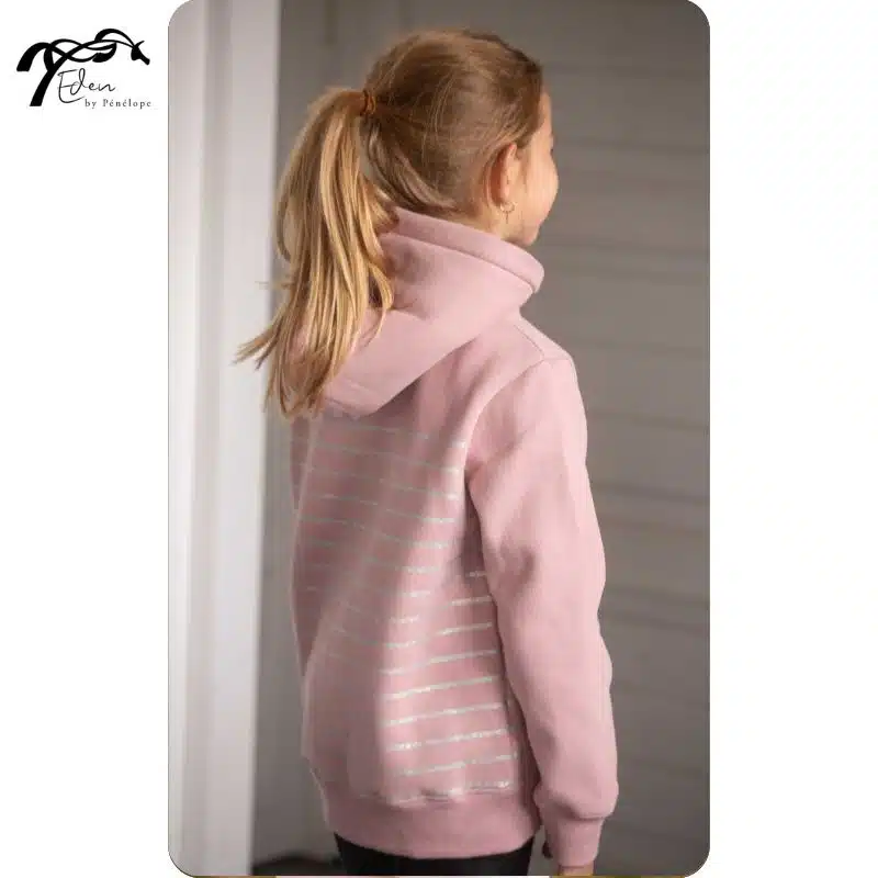 sweat-capuche-equitation-enfant-eden-by-penelope-ikona-rose.jpg Sweat équitation enfant rose Eden by Pénélope Ikona