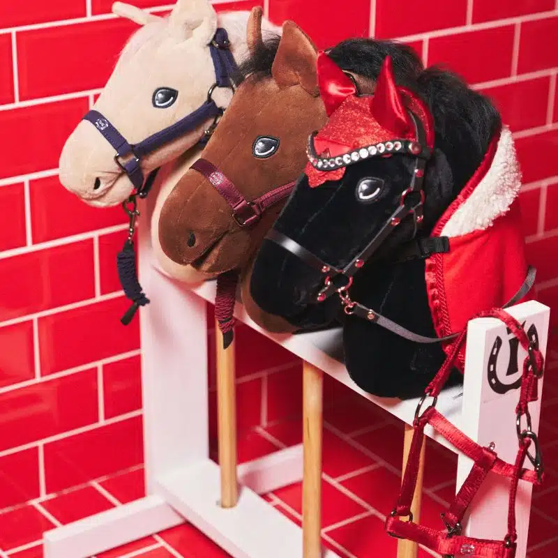 Hobby Horse stable IRHFree Spirit KL10325015 Sellerie Equinoxe Shop Fuveau Hobby Horse stable IRHFree Spirit KL10325015 Sellerie Equinoxe Shop Fuveau