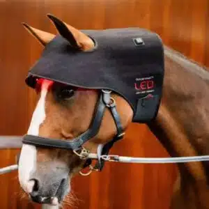 Bonnet de thérapie par Lumière Rouge LED Horseware cheval TLHNT1 KK00 FULL Sellerie Equinoxe Shop fuveau