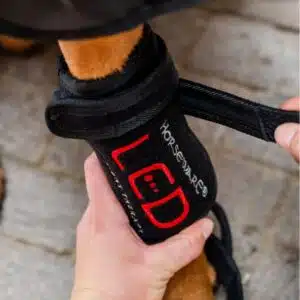 Guetre de Thérapie par Lumière Rouge LED pour chiens et Animaux de Compagnie Horseware Sellerie Equinoxe Fuveau Guetre de Thérapie par Lumière Rouge LED pour chiens et Animaux de Compagnie Horseware Sellerie Equinoxe Fuveau