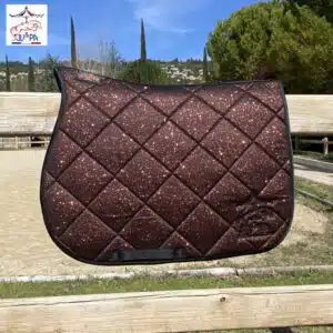 Tapis Glitter choco bronze Ju et Pa SS26 Sellerie Equinoxe Shop Fuveau Tapis Glitter choco Ju et Pa SS26 Sellerie Equinoxe Shop Fuveau