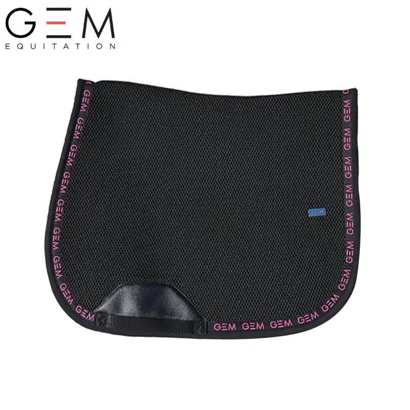 Tapis de selle GEM MESH NOiR ROSE Spring Summer 2026 Sellerie Equinoxe Shop Fuveau Tapis de selle GEM MESH NOiR ROSE Spring Summer 2026 Sellerie Equinoxe Shop Fuveau
