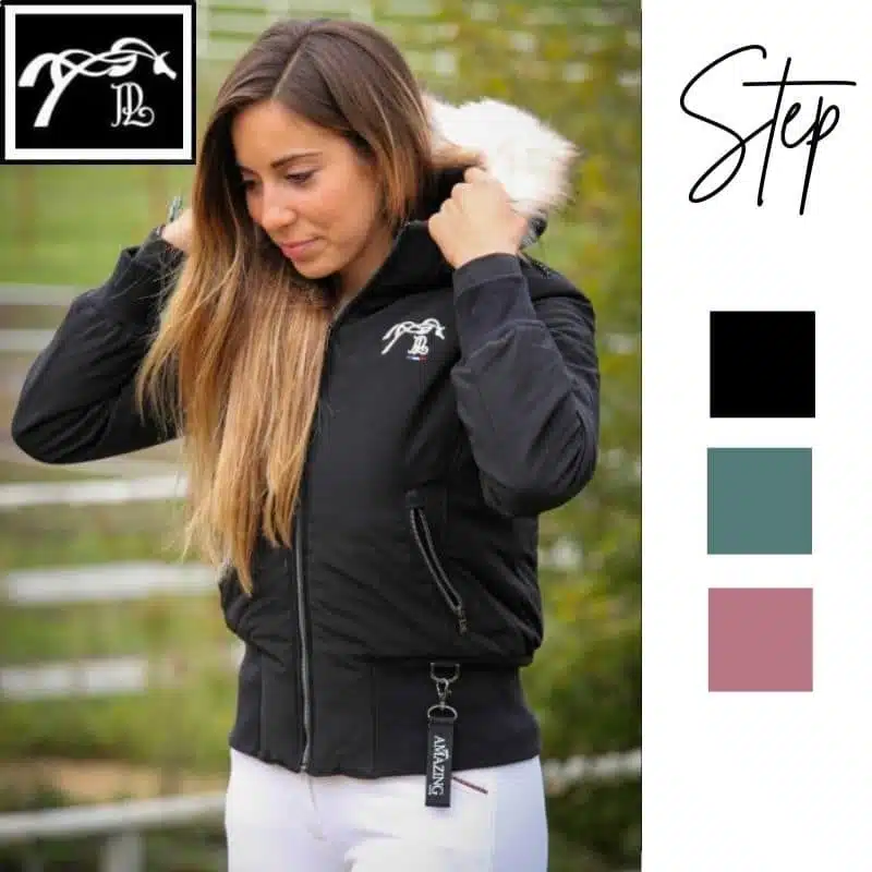 Blouson d'équitation femme Step Pénélope Noir porté avec vignettes des coloris Vert et Vieux Rose