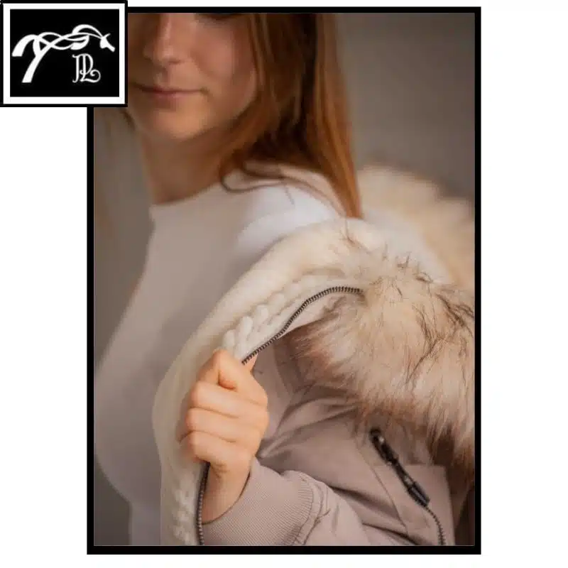 bombers-reversible-taupe-off-white-penelope-lyon-ah2026.jpg Bombers réversible taupe Pénélope Lyon Automne Hiver 2026 2027