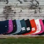 equinoxe-shop-collection-gem-equitation.webp Collection GEM disponible chez Equinoxe Shop avec tapis de selle, bonnet fabriqué en France et vêtements techniques.