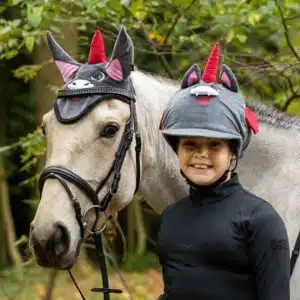 Équipement Halloween assorti pour cheval Collection accessoires Halloween QHP pour cheval et cavalier