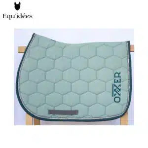 Tapis Emblème Oxxer vert amande Equ'idées Tapis de selle Emblème Oxxer vert amande Equ'idées