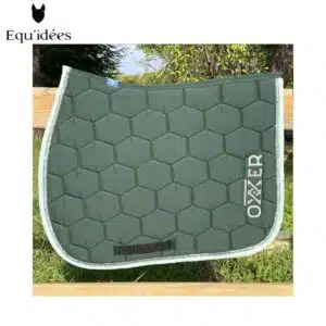 Tapis Emblème Oxxer vert forêt Equ'idées tapis Emblème Oxxer vert forêt menthe