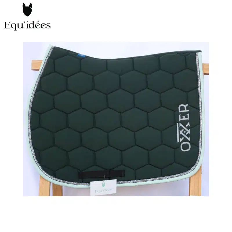 Tapis Emblème Oxxer vert foret Equ'idées Tapis de selle Emblème Oxxer vert foret Equ'idées