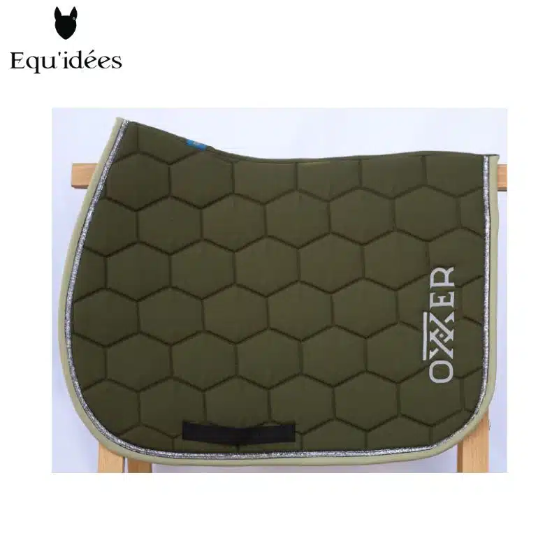 Tapis Emblème Oxxer vert kaki Equ'idées Tapis de selle Equ'idées Emblème Oxxer vert kaki