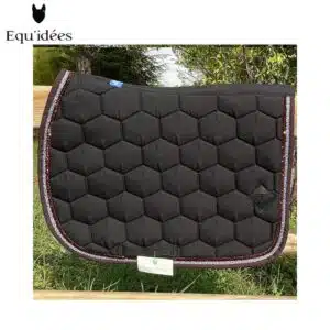 Tapis Love Léo Oxxer noir chocolat Tapis Love Léo Oxxer noir et chocolat avec galon léopard.