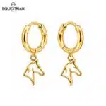 Boucles créoles Spirit dorées – Equestrian Shop Boucles d’oreilles créoles Spirit dorées avec pendentif tête de cheval Equestrian Shop