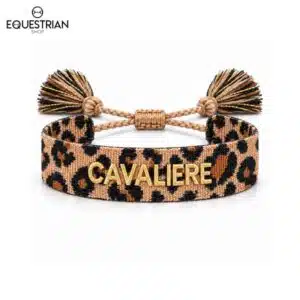 Bracelet Cavalière Léopard EQUESTRIAN SHOP broderie or, vue de face sur fond uni