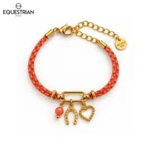 Bracelet Epona EQUESTRIAN SHOP corail avec perle naturelle et charms fer à cheval et cœur, vue de face